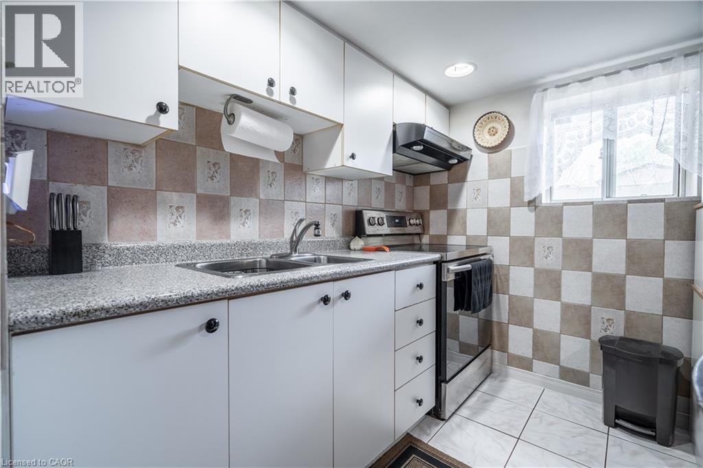 11 Speers Avenue, Toronto, Ontario  M9N 1E9 - Photo 20 - 40750990