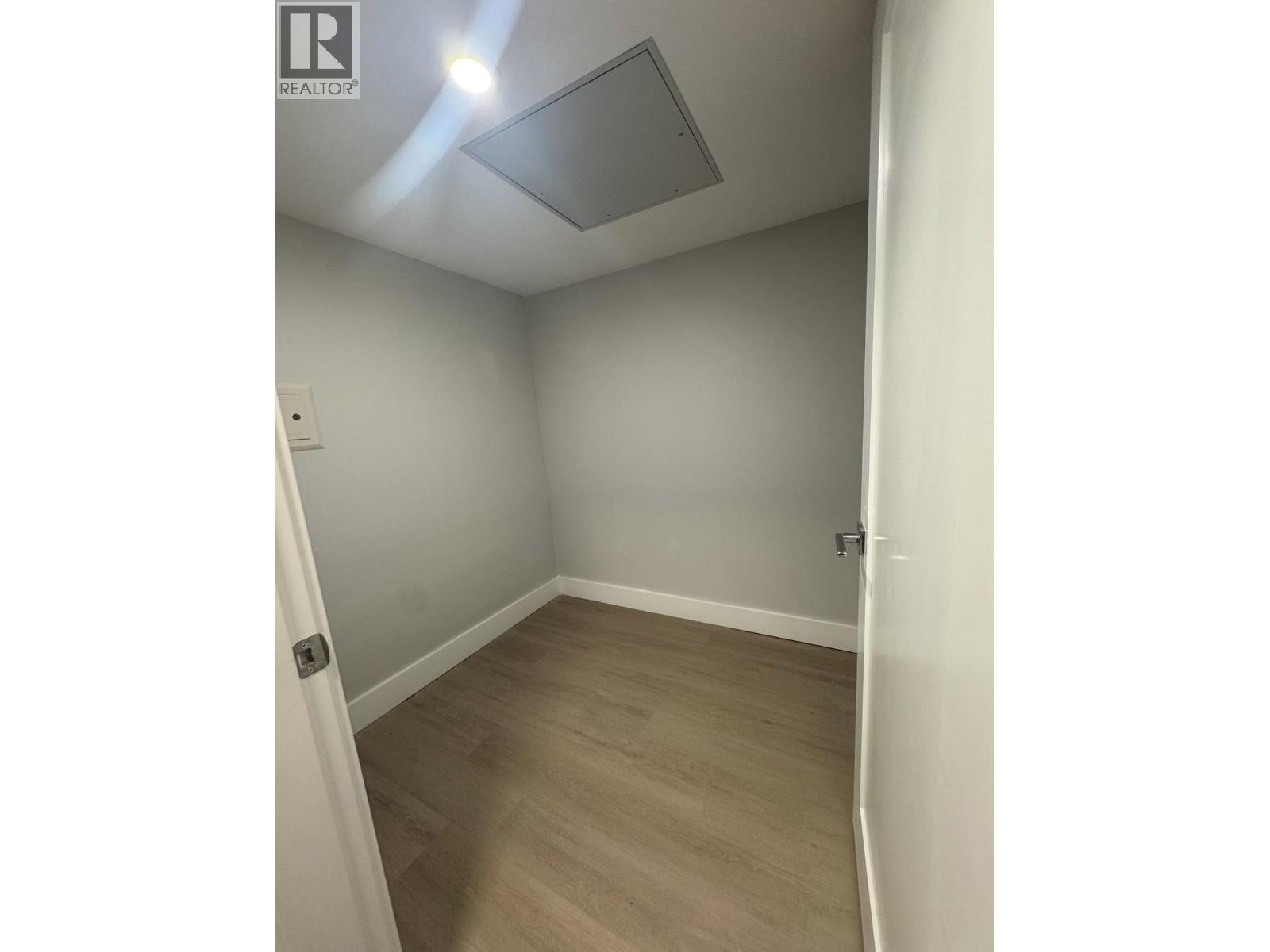 204 3050 Kingsway, Vancouver, British Columbia  V5R 5J7 - Photo 9 - R3068192