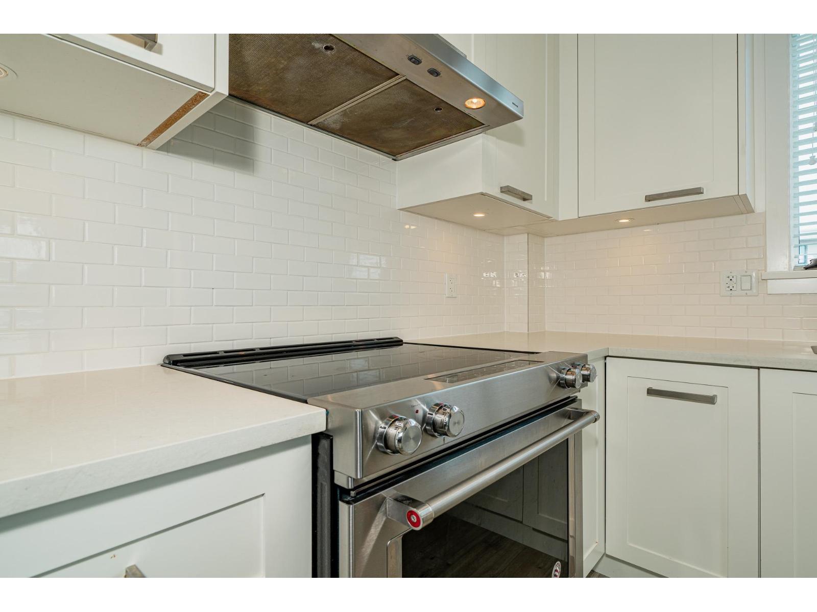 419 5638 201a Street, Langley, British Columbia  V3A 0L8 - Photo 8 - R3070115