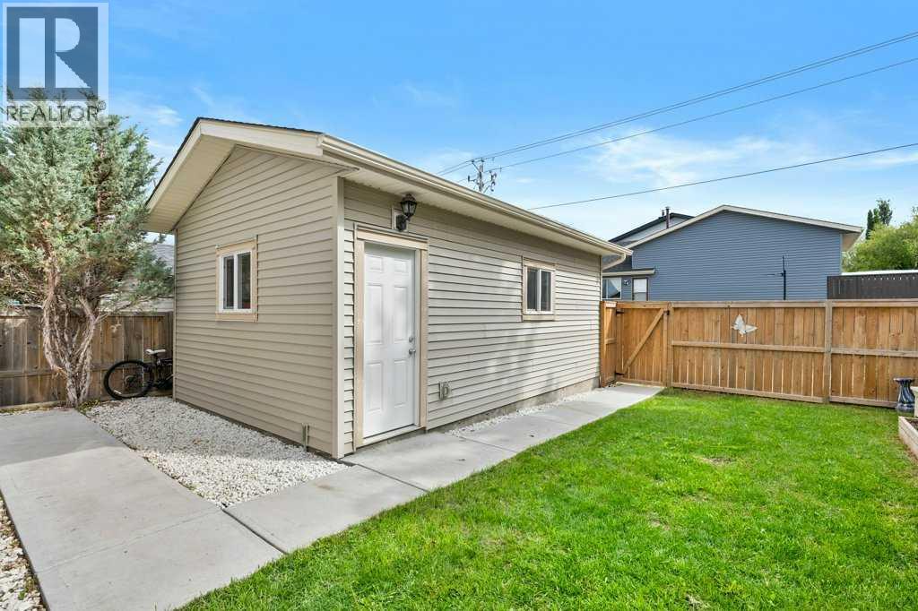 55 Macewan Drive Nw, Calgary, Alberta  T3K 2G2 - Photo 35 - A2250476
