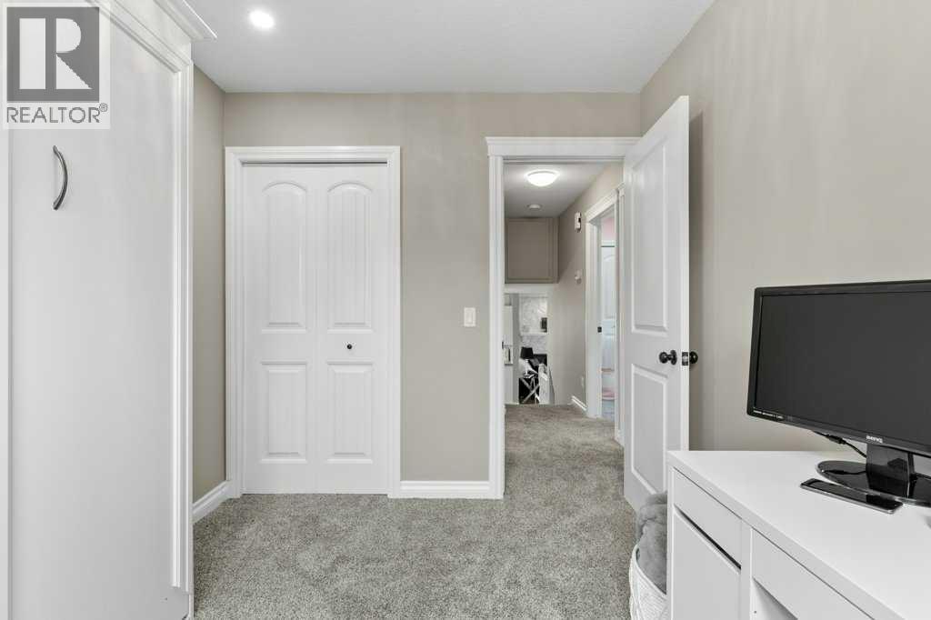 55 Macewan Drive Nw, Calgary, Alberta  T3K 2G2 - Photo 20 - A2250476