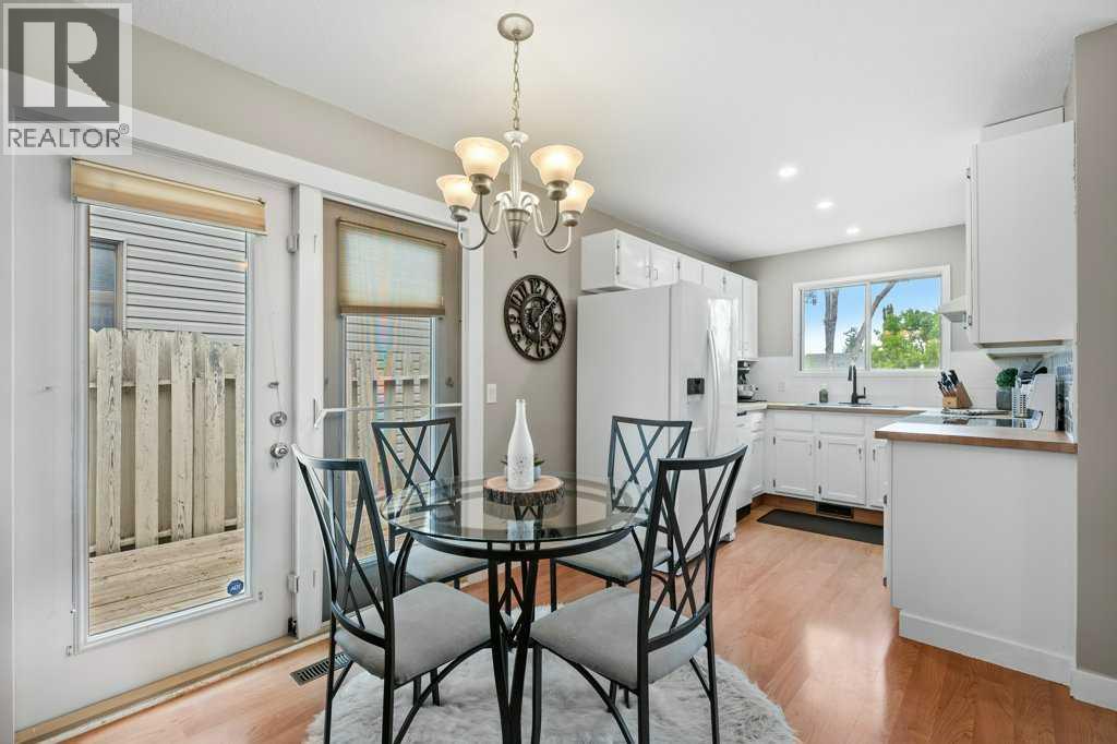 55 Macewan Drive Nw, Calgary, Alberta  T3K 2G2 - Photo 7 - A2250476