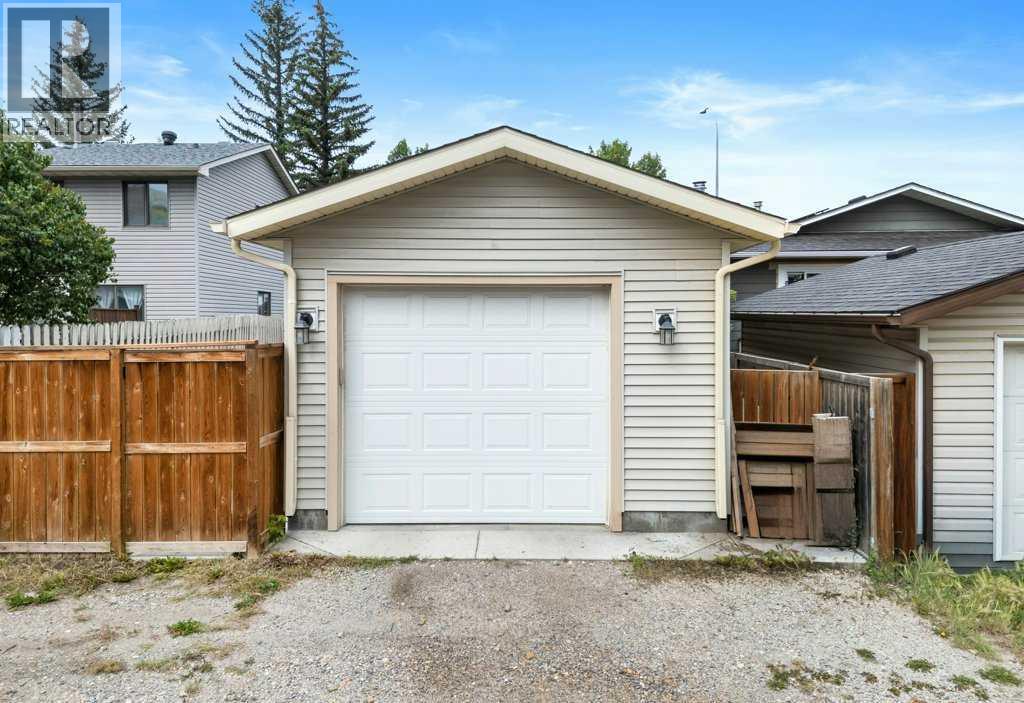55 Macewan Drive Nw, Calgary, Alberta  T3K 2G2 - Photo 36 - A2250476