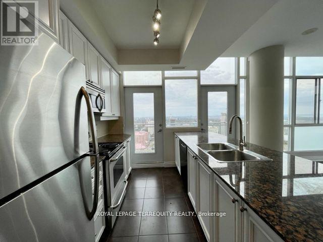 Ph3 - 225 Webb Drive, Mississauga, Ontario  L5B 4P2 - Photo 13 - W12578904