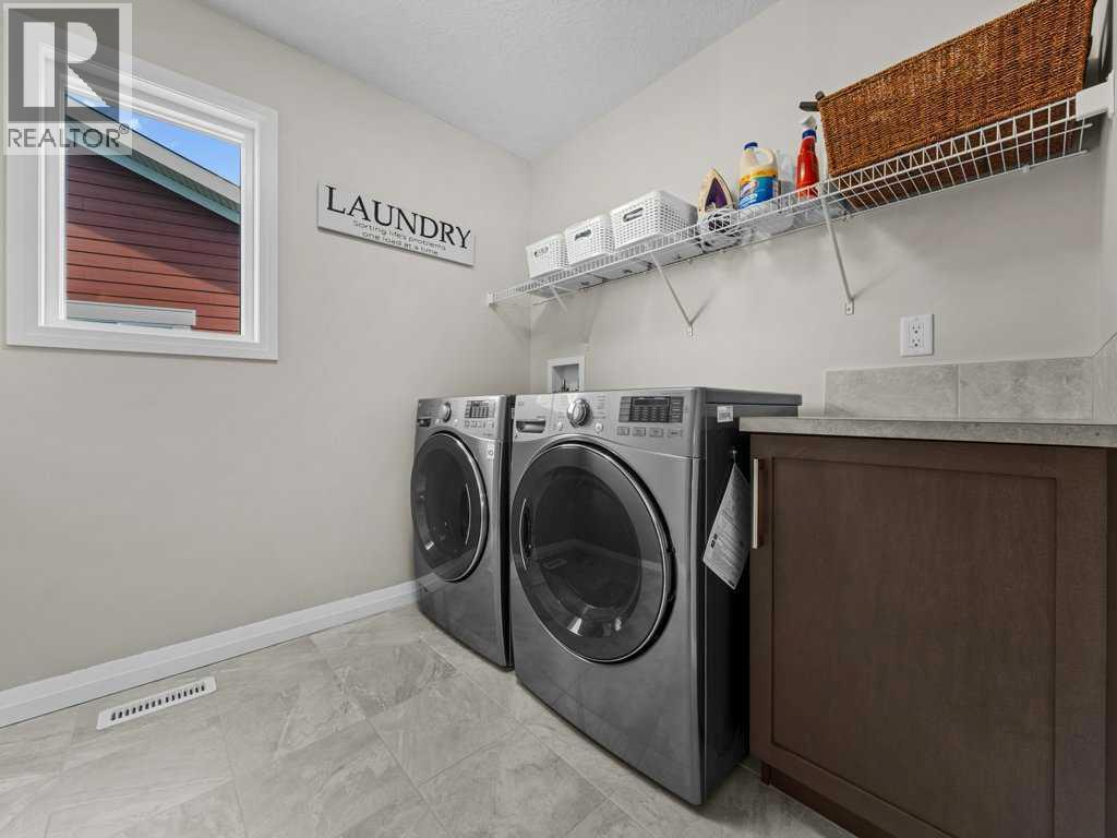 34 Riviera View, Cochrane, Alberta T4C 0Y7 - Photo 33 - A2258579