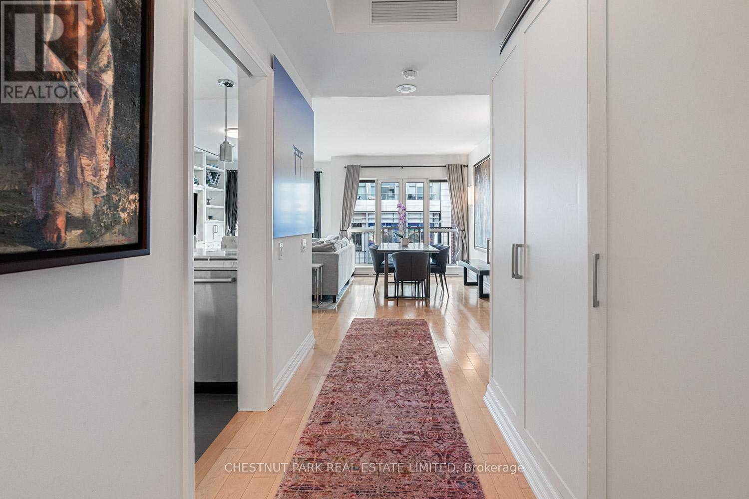 304 - 38 Avenue Road, Toronto, Ontario  M5R 2G2 - Photo 3 - C12579764