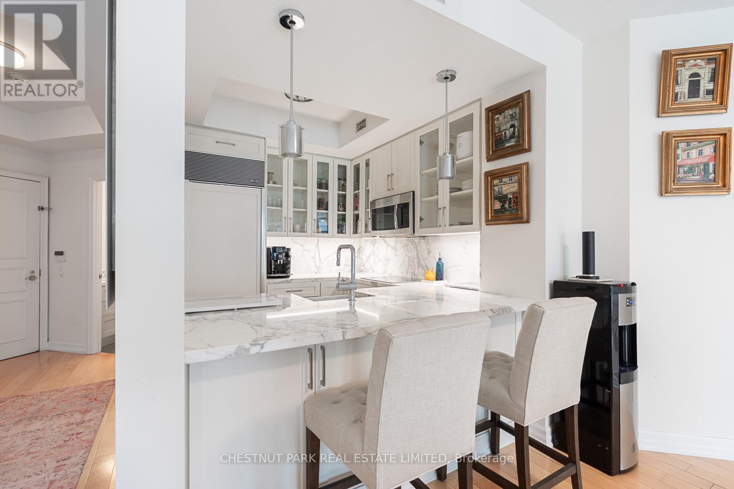 304 - 38 Avenue Road, Toronto, Ontario  M5R 2G2 - Photo 6 - C12579764