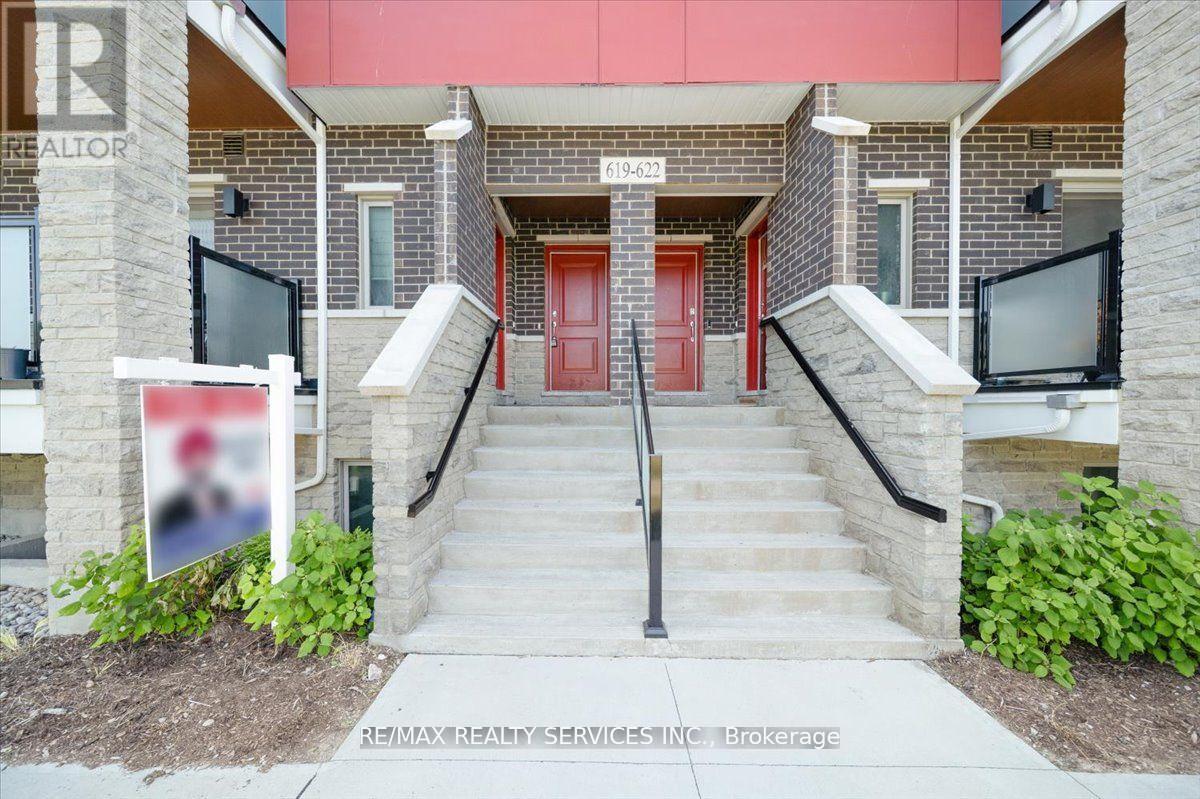 622 - 1034 Reflection Place, Pickering, Ontario  L1X 0L1 - Photo 2 - E12579786