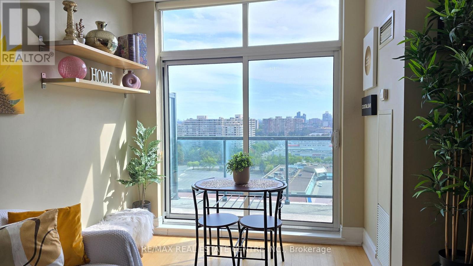 Ph207 - 18 Harding Boulevard, Richmond Hill, Ontario L4C 0T3 - Photo 11 - N12579782