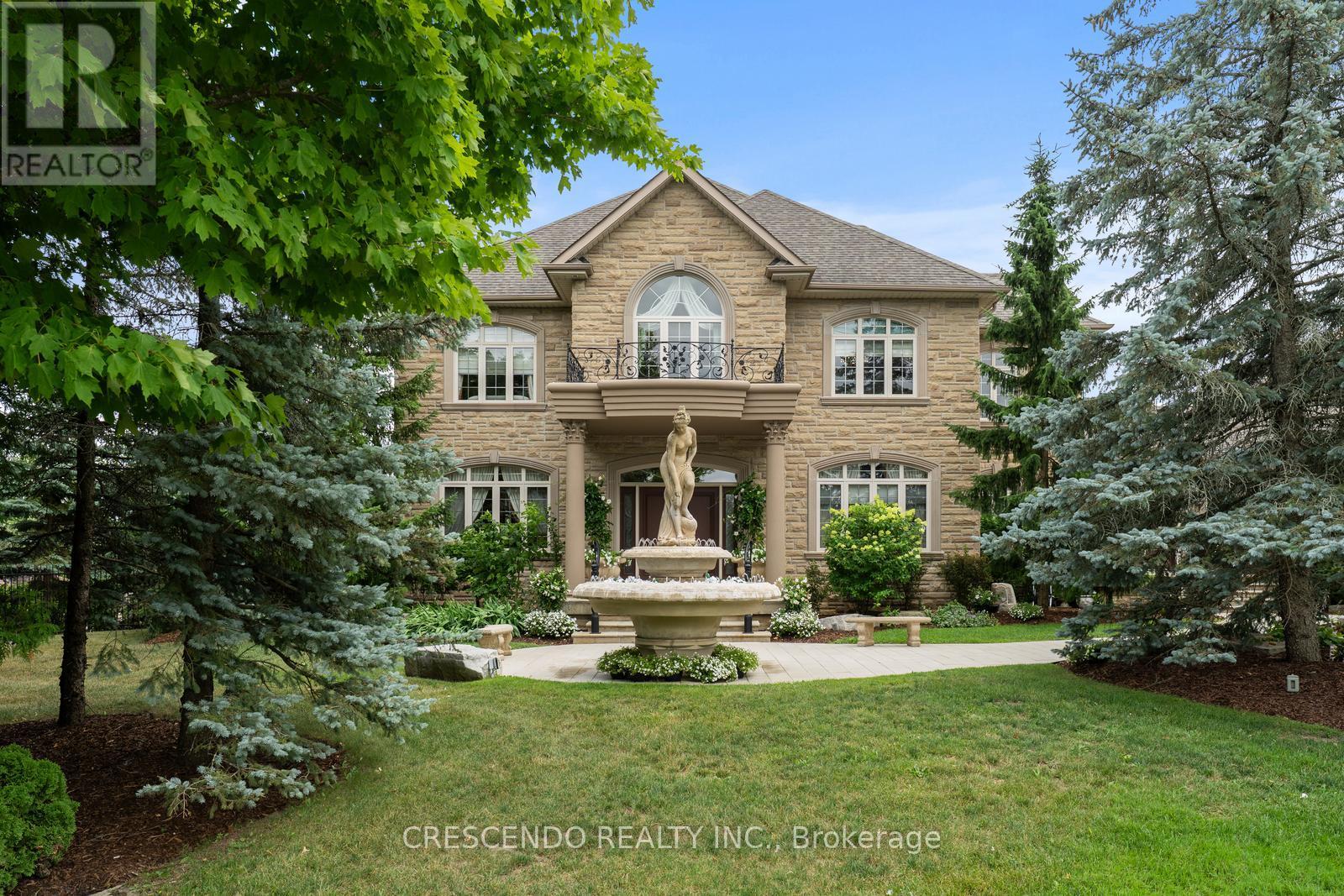 2 Prince Adam Court, King, Ontario  L7B 1M1 - Photo 3 - N12579788