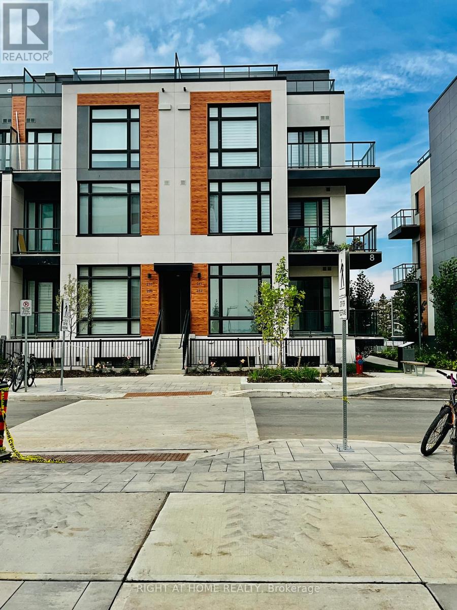 212 - 8 STECKLEY HOUSE LANE, Richmond Hill, Ontario