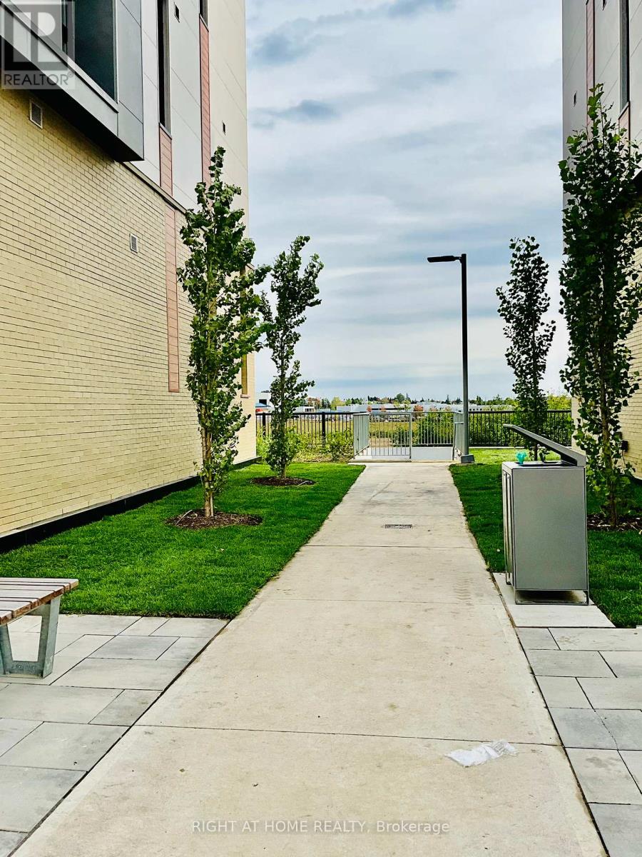 212 - 8 Steckley House Lane, Richmond Hill, Ontario  L4S 0N1 - Photo 26 - N12579804