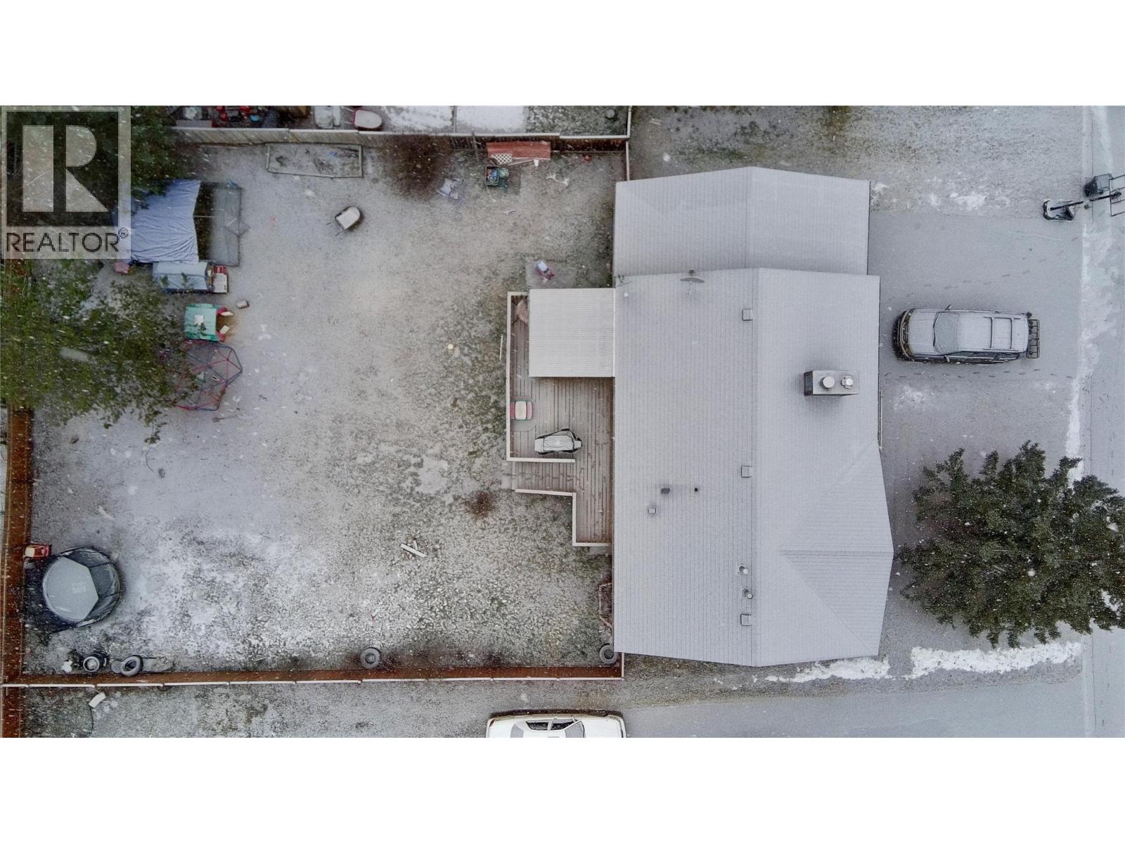 128 Ash Crescent, Tumbler Ridge, British Columbia  V0C 2W0 - Photo 2 - 10369985