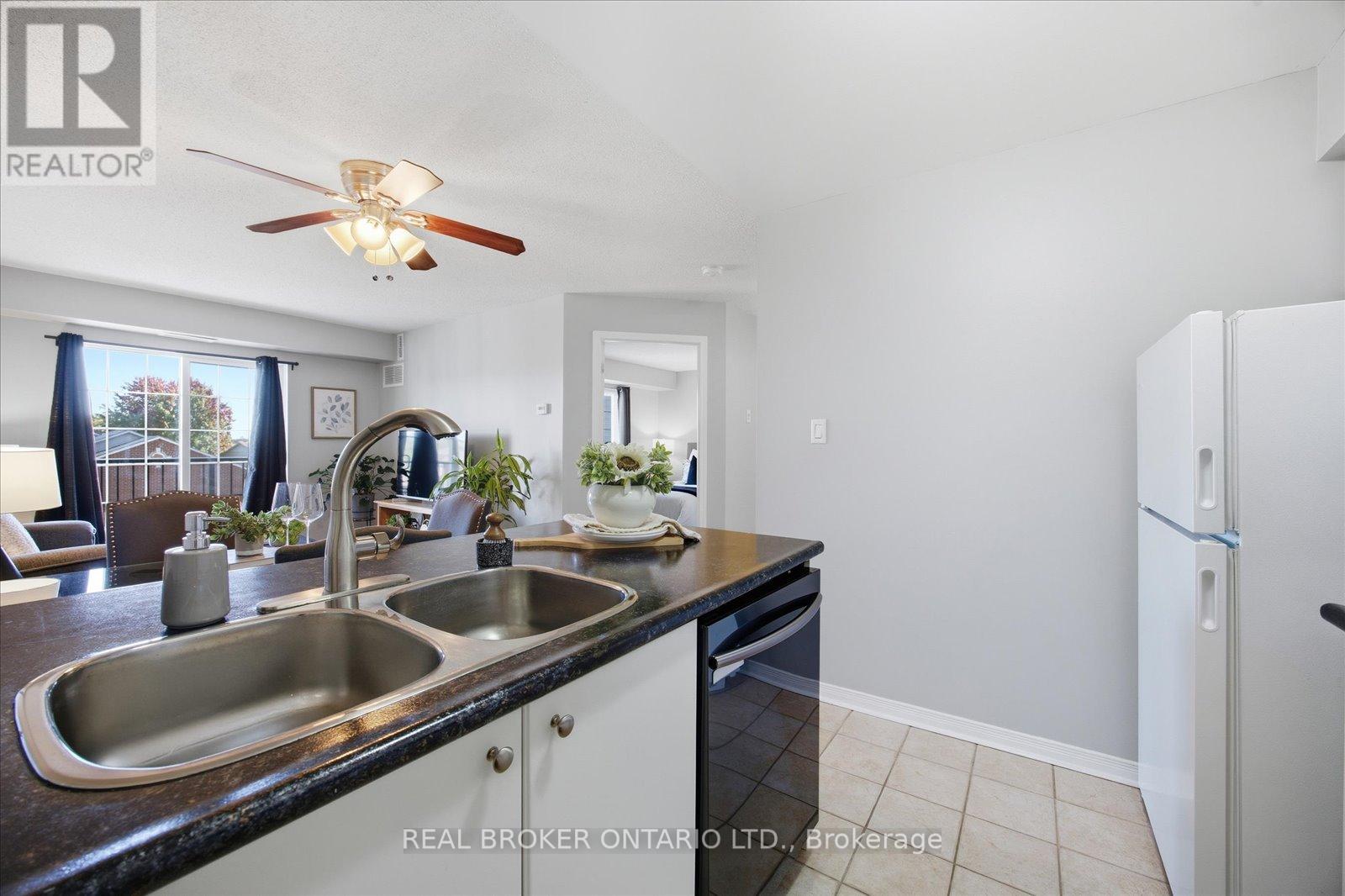 308 - 106 Aspen Springs Drive, Clarington, Ontario  L1C 5N7 - Photo 15 - E12579848