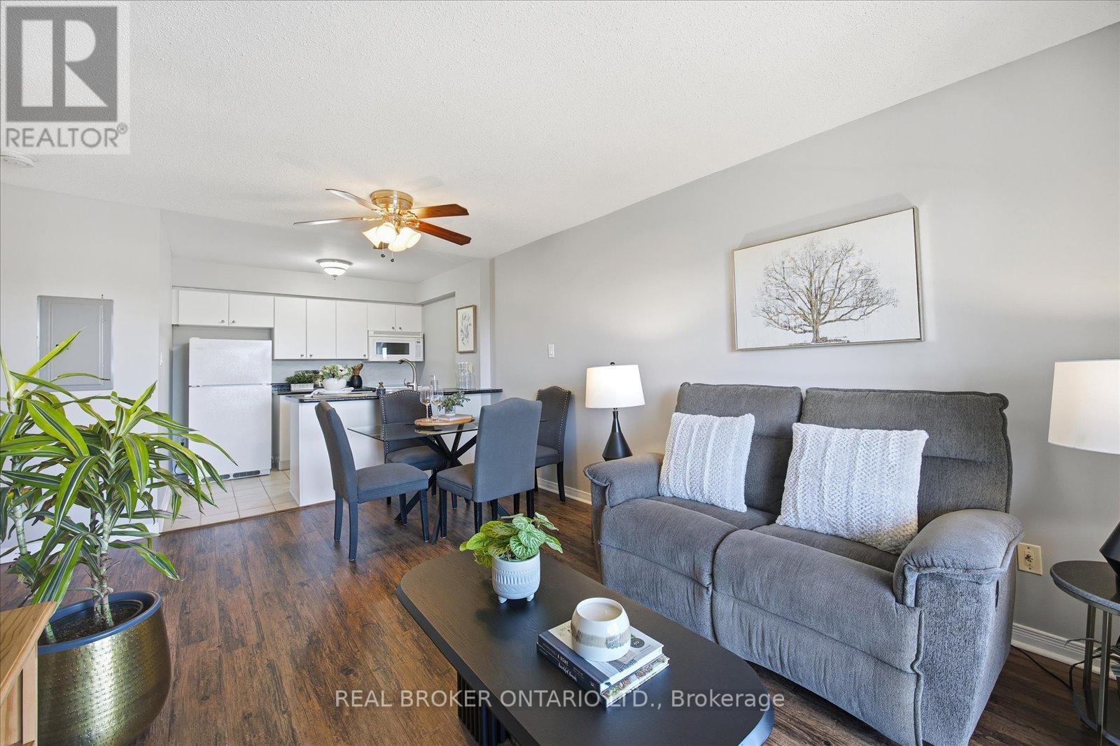 308 - 106 Aspen Springs Drive, Clarington, Ontario  L1C 5N7 - Photo 8 - E12579848