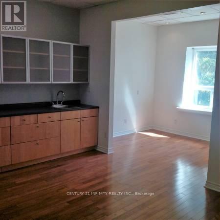 200 - 323 KERR STREET, Oakville, Ontario