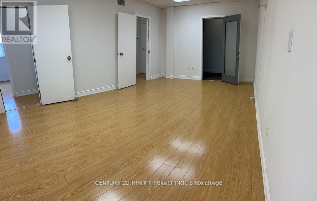 207 - 323 KERR STREET, Oakville, Ontario