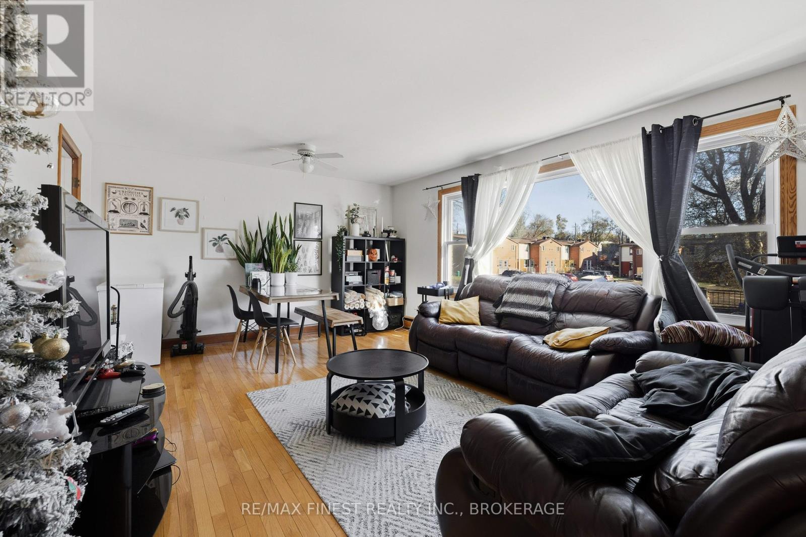 366 Yonge Street, Kingston, Ontario K7M 1G7 - Photo 5 - X12579912