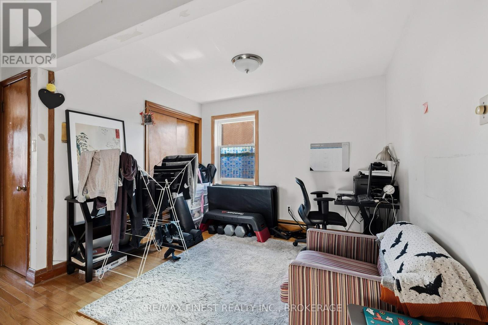 366 Yonge Street, Kingston, Ontario K7M 1G7 - Photo 8 - X12579912