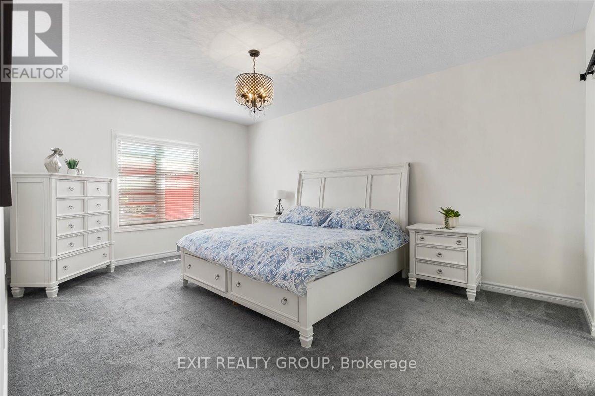 18 Gilbert Crescent, Prince Edward County, Ontario  K0K 3L0 - Photo 24 - X12579894