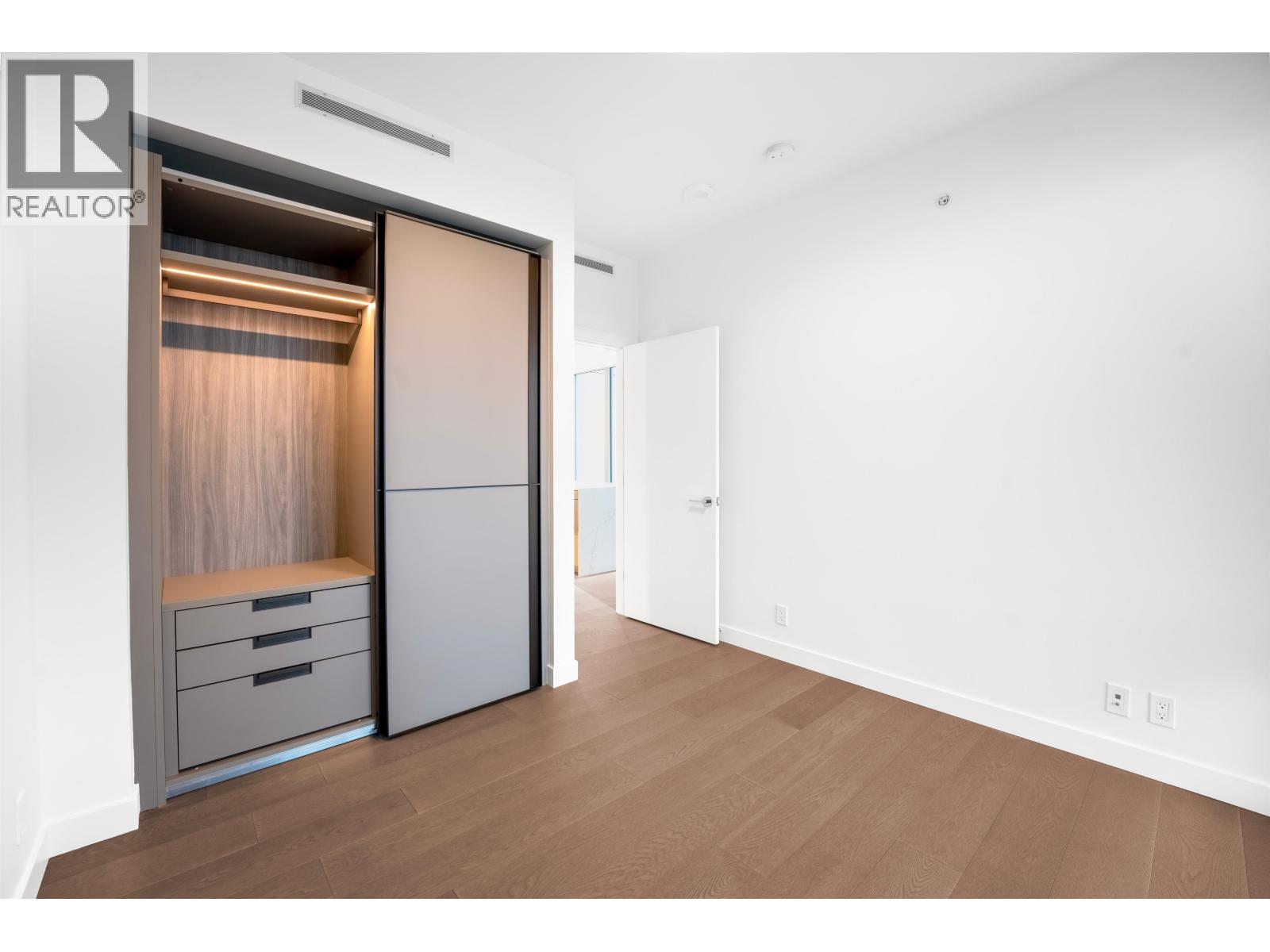 3002 1500 Fern Street, North Vancouver, British Columbia  V7J 0E6 - Photo 21 - R3070275