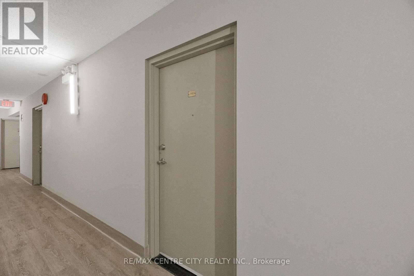 301 - 1584 Ernest Avenue, London South, Ontario  N6E 1X9 - Photo 5 - X12579954