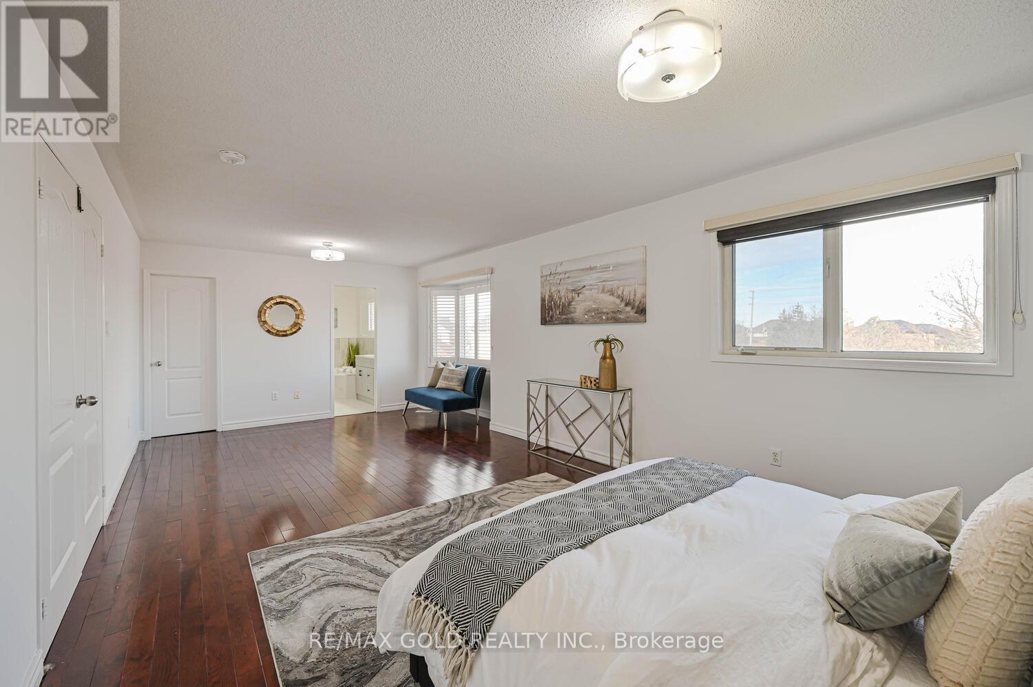 51 Jack Rabbit Crescent, Brampton, Ontario L6R 2E4 - Photo 27 - W12570028