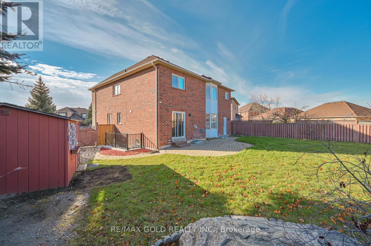 51 Jack Rabbit Crescent, Brampton, Ontario L6R 2E4 - Photo 46 - W12570028