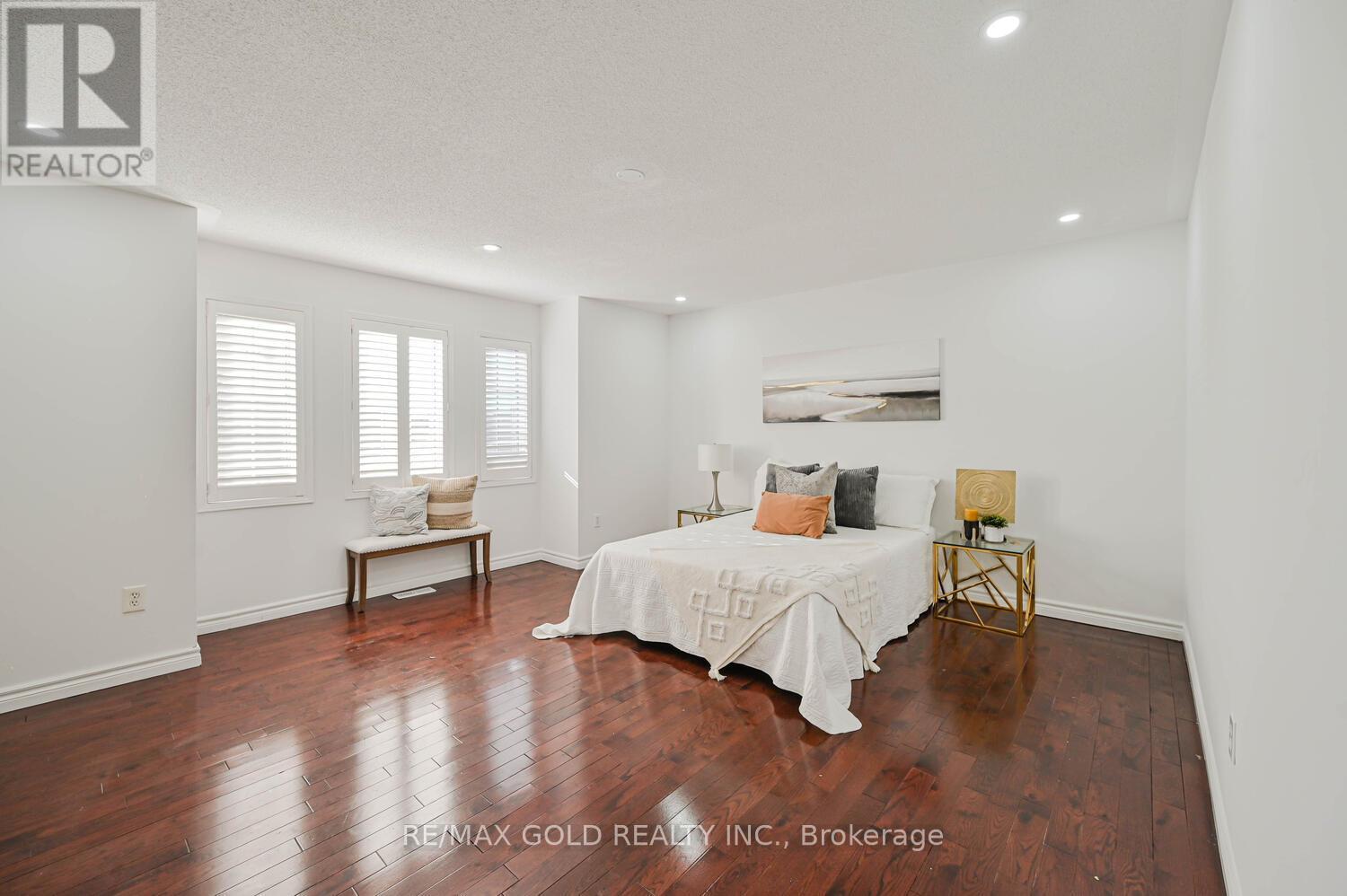 51 Jack Rabbit Crescent, Brampton, Ontario L6R 2E4 - Photo 31 - W12570028