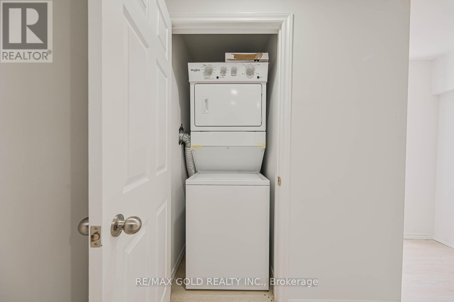 51 Jack Rabbit Crescent, Brampton, Ontario L6R 2E4 - Photo 43 - W12570028