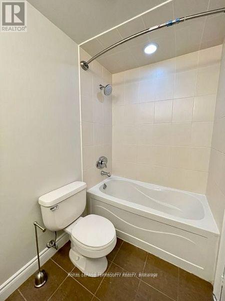 Ph3 - 225 Webb Drive, Mississauga, Ontario  L5B 4P2 - Photo 26 - W12578904