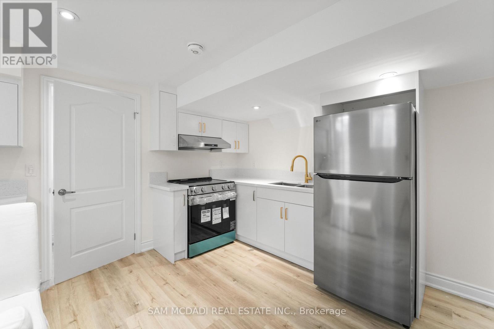 904 SOMERVILLE TERRACE, Milton, Ontario