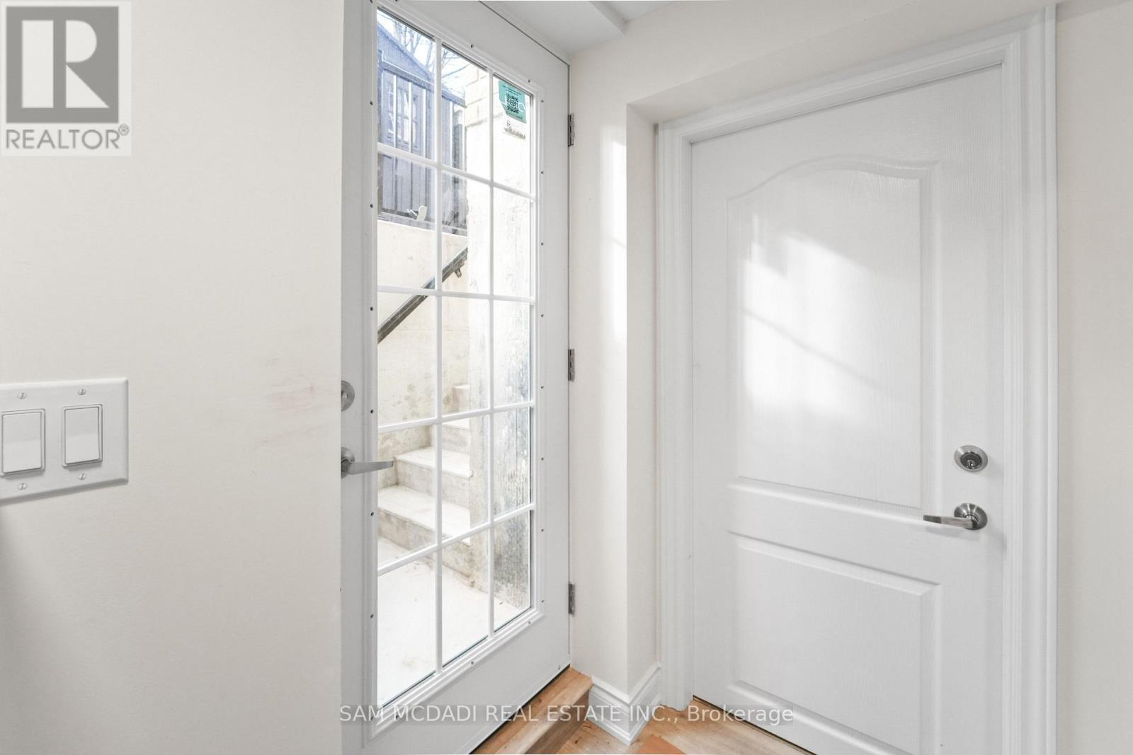 904 Somerville Terrace, Milton, Ontario  L9T 5T9 - Photo 17 - W12579760