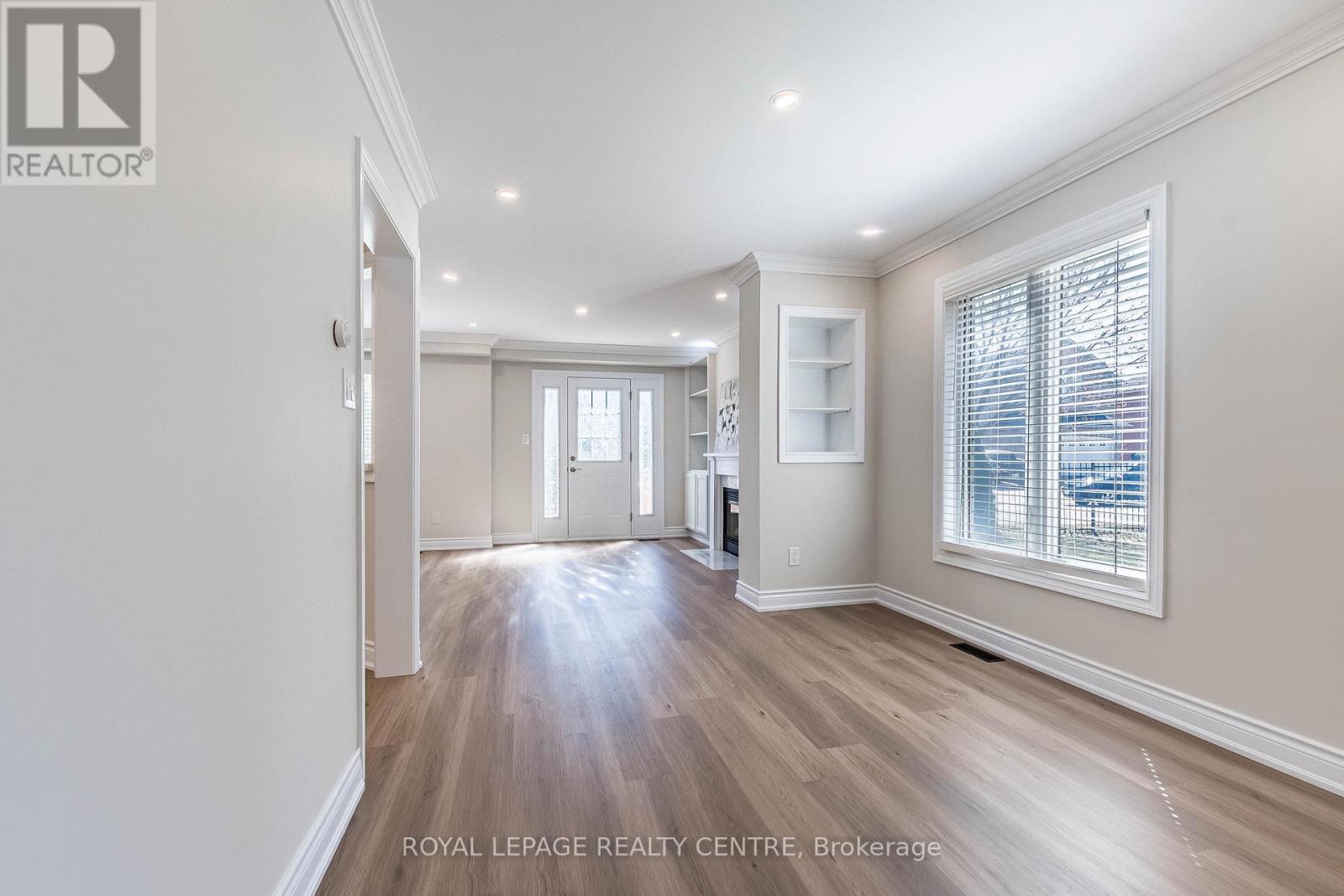 62 - 455 Apache Court, Mississauga, Ontario  L4Z 3W8 - Photo 3 - W12579800