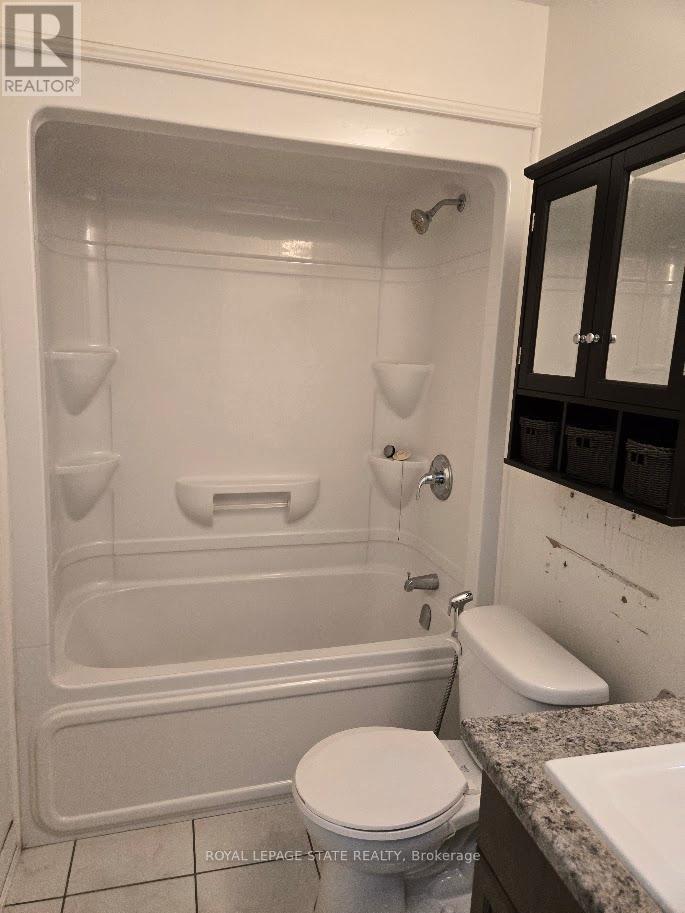 404 - 650 Sauve Street, Milton, Ontario L9T 9A8 - Photo 8 - W12579818