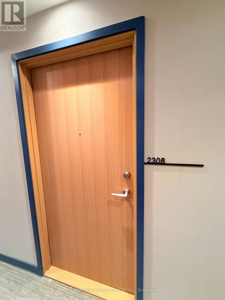 2308 - 395 Square One Drive, Mississauga, Ontario  L5B 0P6 - Photo 10 - W12579828