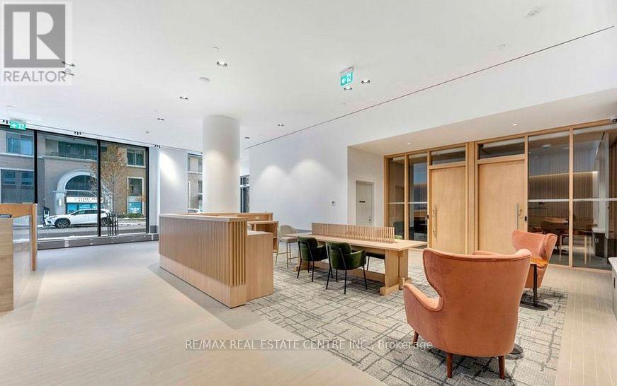 2308 - 395 Square One Drive, Mississauga, Ontario  L5B 0P6 - Photo 24 - W12579828