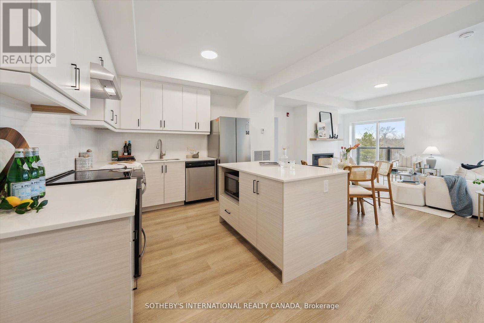 306 - 19b West Street N, Kawartha Lakes, Ontario K0M 1N0 - Photo 23 - X12494076