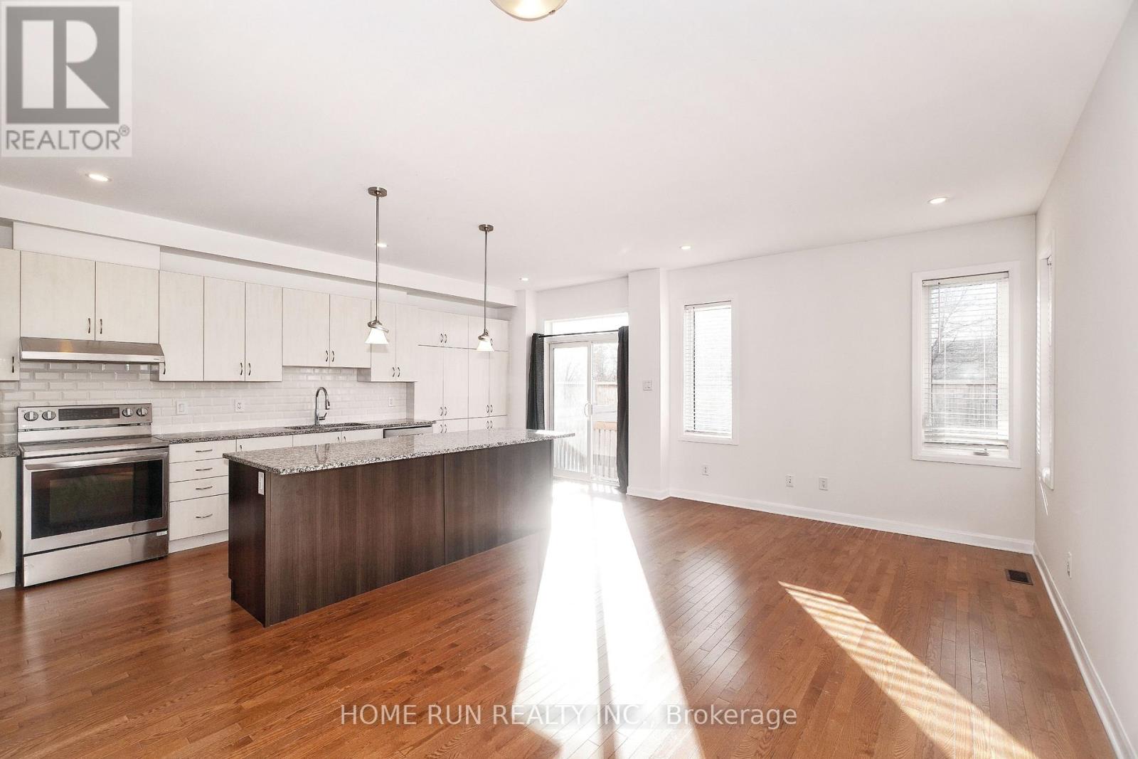 552 Clemency Crescent, Ottawa, Ontario  K2J 6R8 - Photo 4 - X12577424