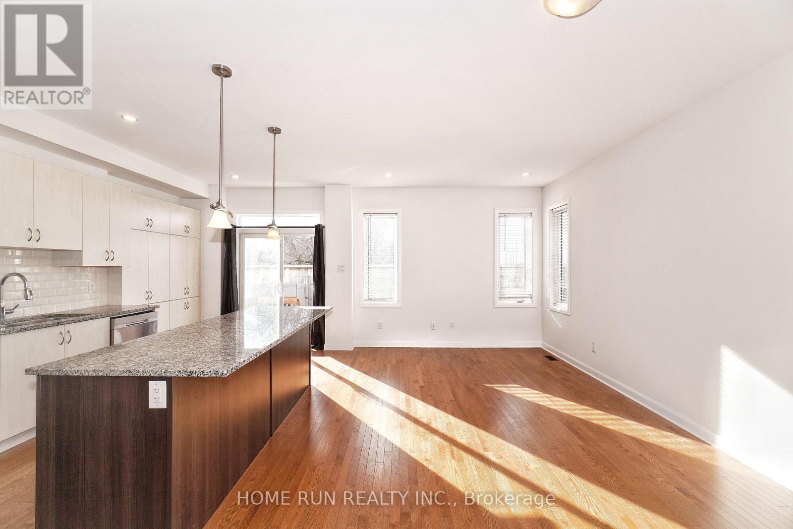 552 Clemency Crescent, Ottawa, Ontario  K2J 6R8 - Photo 5 - X12577424