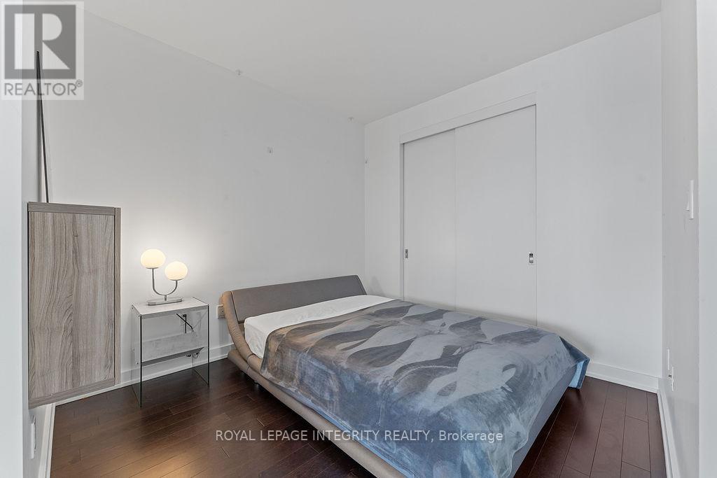 1908 - 111 Champagne Avenue S, Ottawa, Ontario  K1S 5V3 - Photo 19 - X12579864