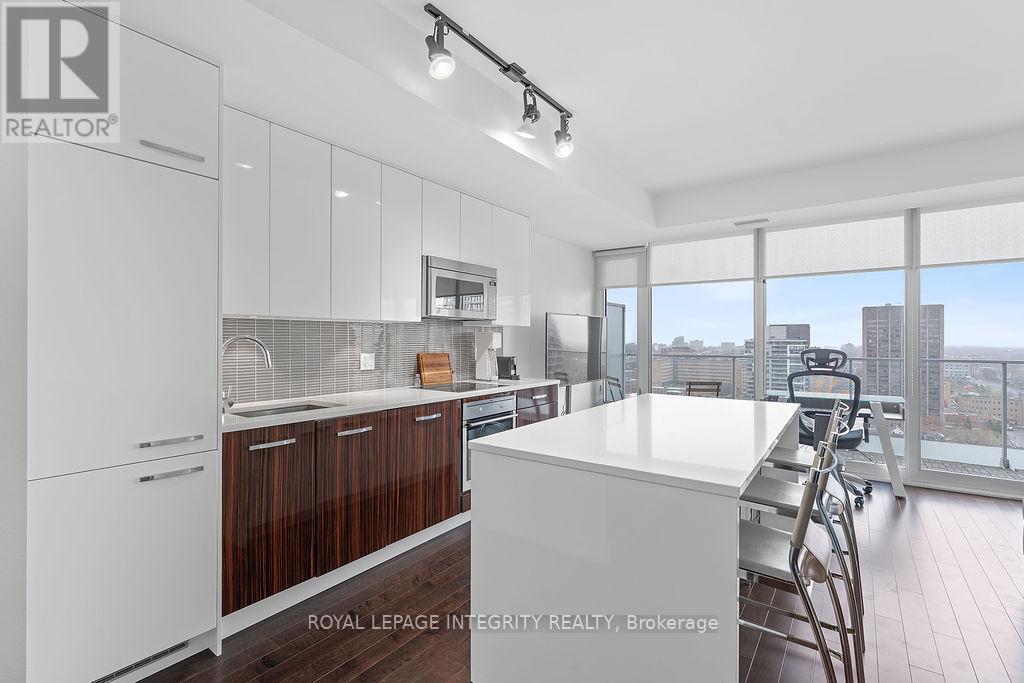 1908 - 111 Champagne Avenue S, Ottawa, Ontario  K1S 5V3 - Photo 8 - X12579864