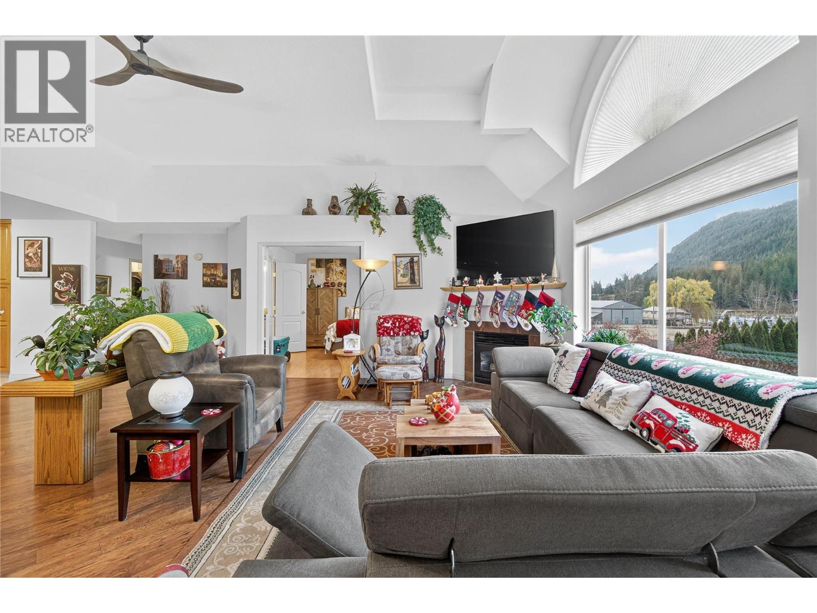 1002 Riverside Avenue Unit# 305, Sicamous, British Columbia  V0E 2V1 - Photo 43 - 10370050