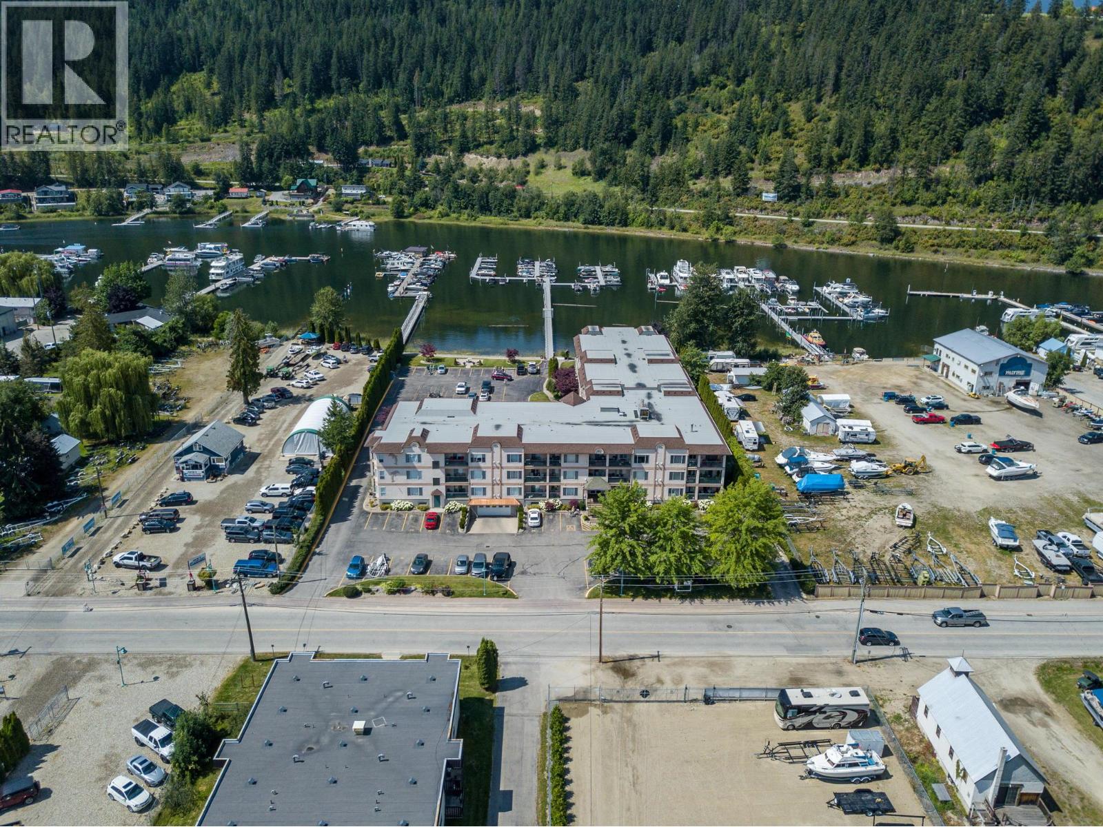 1002 Riverside Avenue Unit# 305, Sicamous, British Columbia  V0E 2V1 - Photo 63 - 10370050