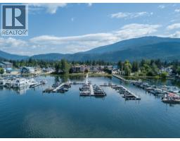 1002 Riverside Avenue Unit# 305 Sicamous