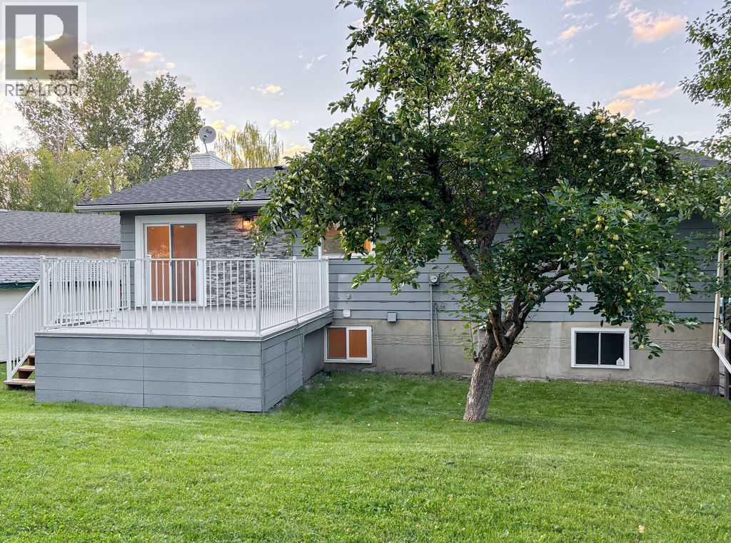 12 Oakbury Place Sw, Calgary, Alberta  T2V 4A2 - Photo 23 - A2250378