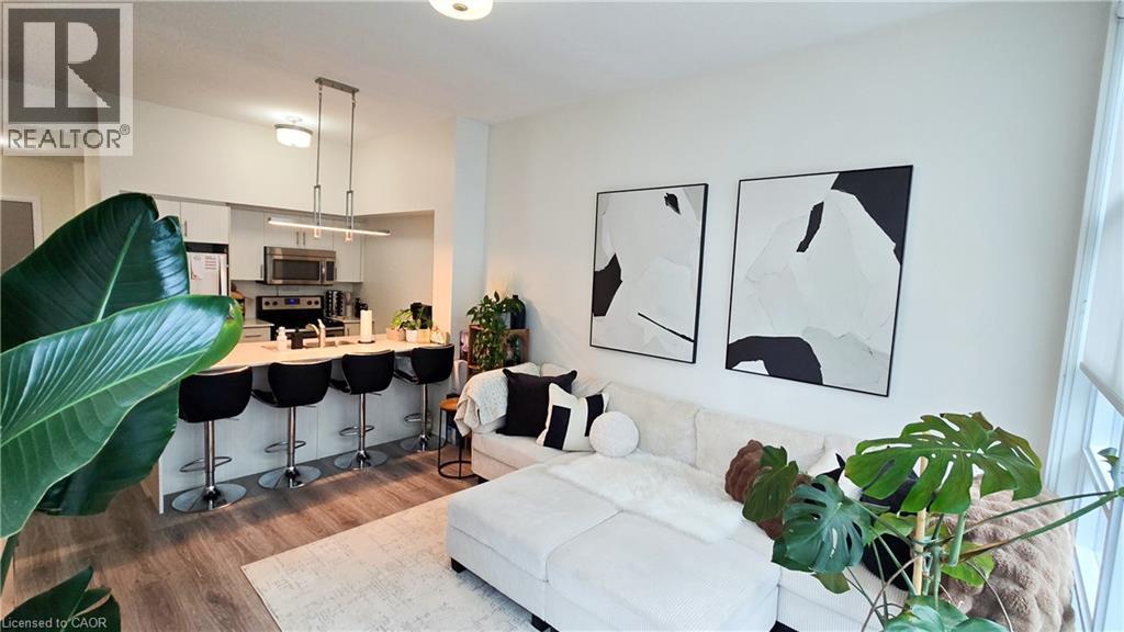 10 CONCORD Place Unit# 512, Grimsby, Ontario