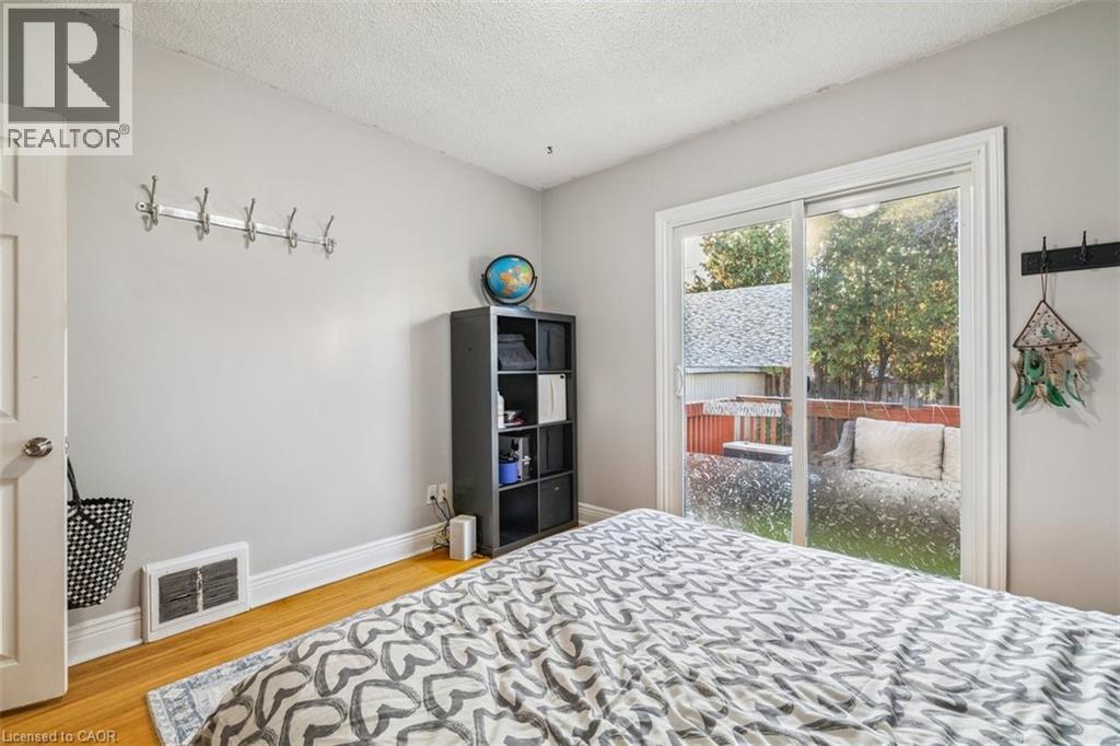 8 Wavell Avenue, Hamilton, Ontario  L9A 2T2 - Photo 10 - 40781623