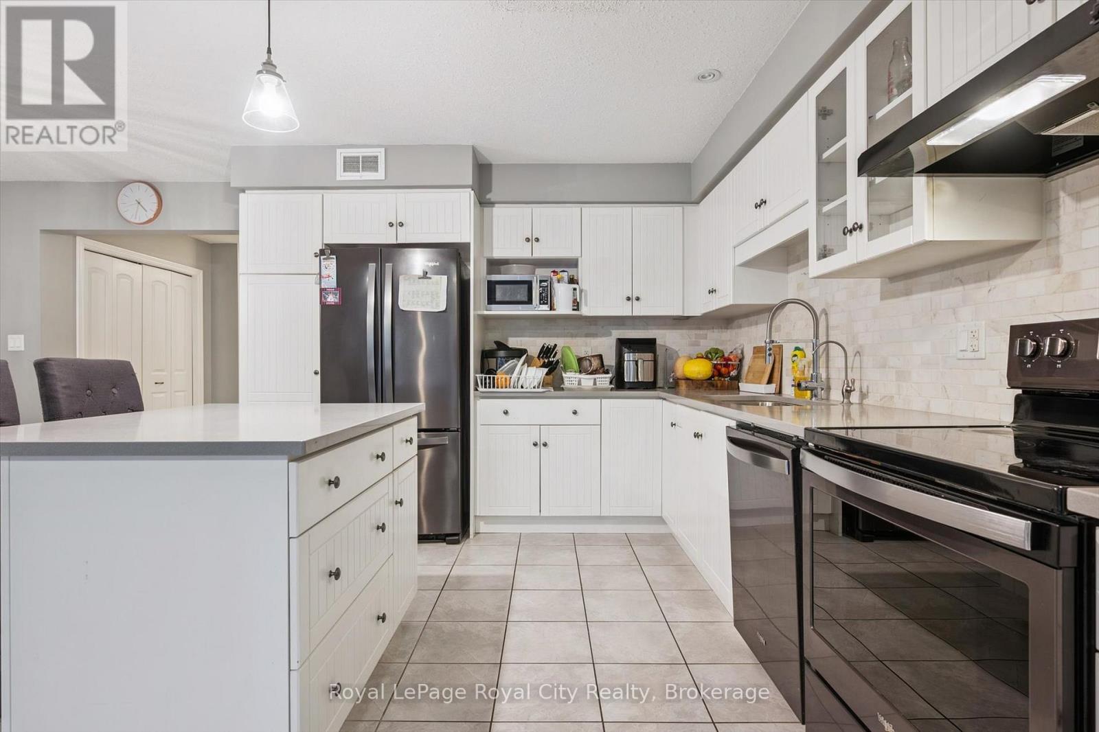 82 Couling Crescent, Guelph, Ontario  N1E 0J8 - Photo 10 - X12579950