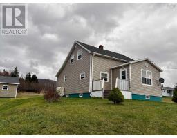 1266 Back Road, Chéticamp, Ca